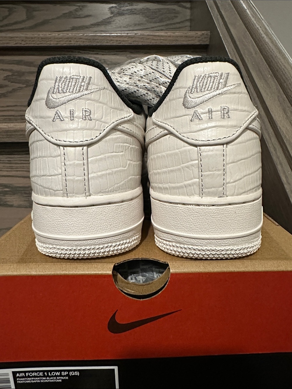 Kith x Nike Air Force 1 Low GS - Picture 6 of 9